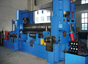 全自(zi)動型液(ye)壓(ya)機設備(bei) 新(xin)型(xing)智能(neng)化自動(dong)液壓(ya)機設備